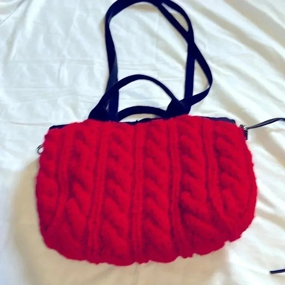 Muun Red cable knit handbag crossbody NWT - Picture 1 of 6